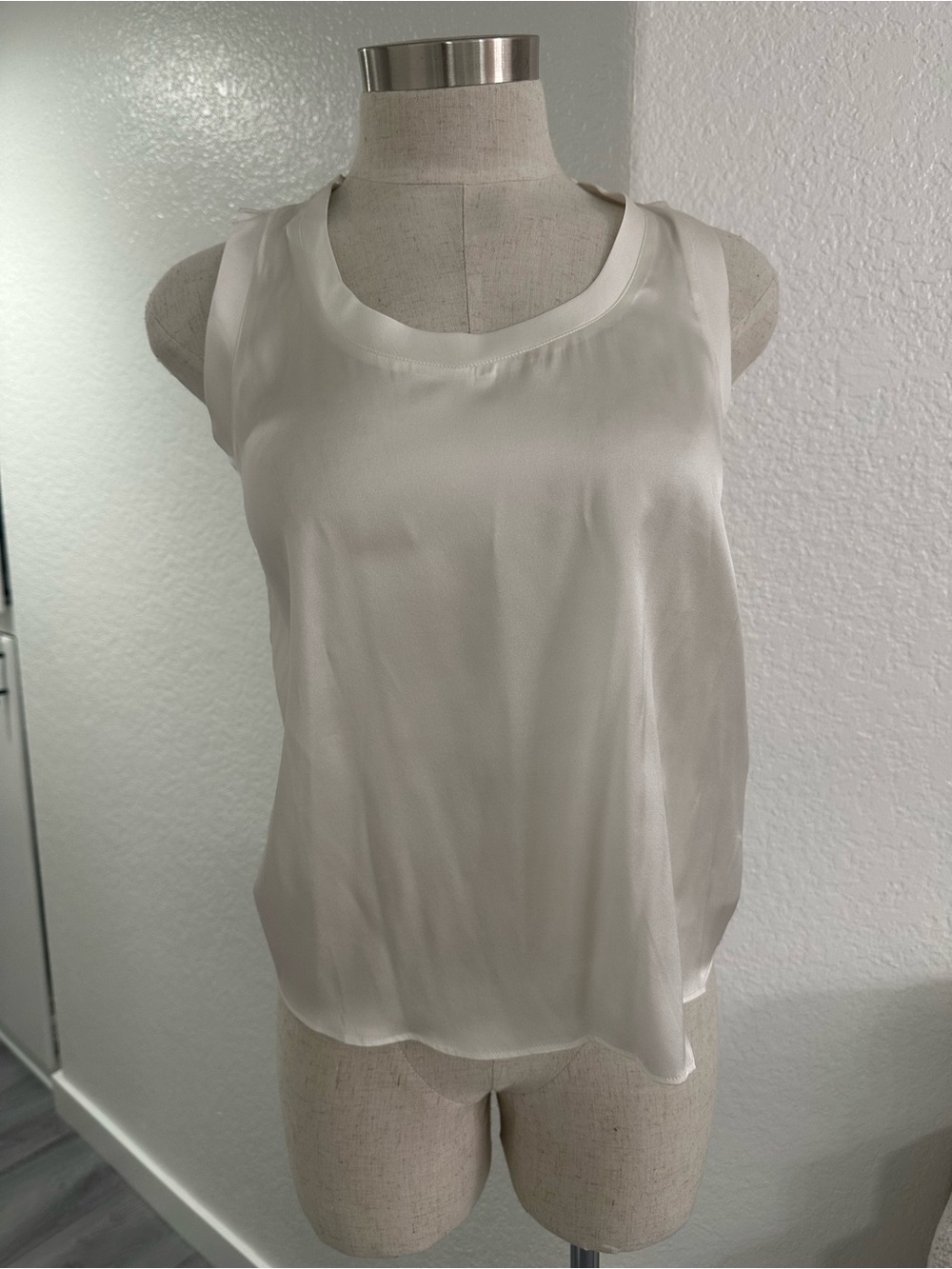 Maje White Scoop Neck Silk Tank - Picture 4 of 6